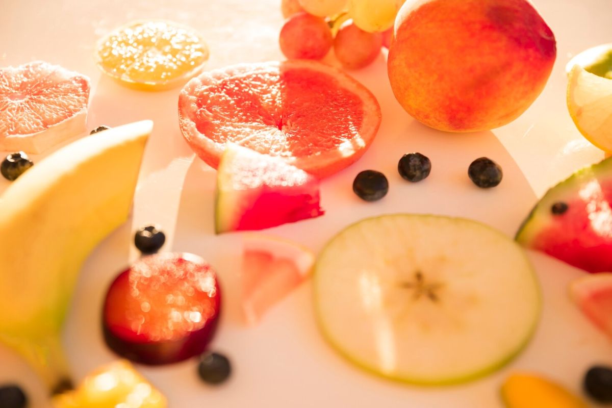 Ingin Kulit Lebih Sehat? Ini Daftar Buah yang Membantu Produksi Collagen Tubuh