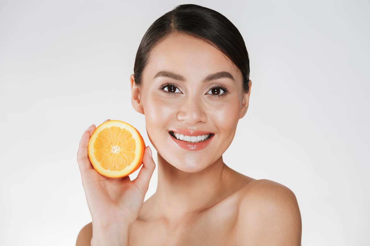 Apakah Vitamin C Bisa Mencerahkan Kulit? Ini Jawabannya!