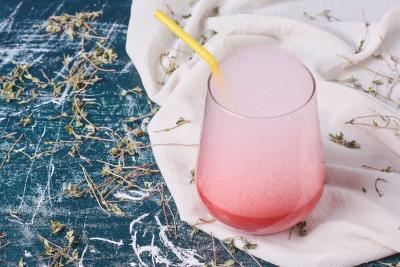 8 Pantangan saat Minum Collagen & Tips Mengonsumsinya