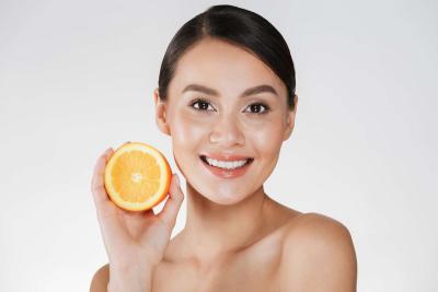 Apakah Vitamin C Bisa Mencerahkan Kulit? Ini Jawabannya!