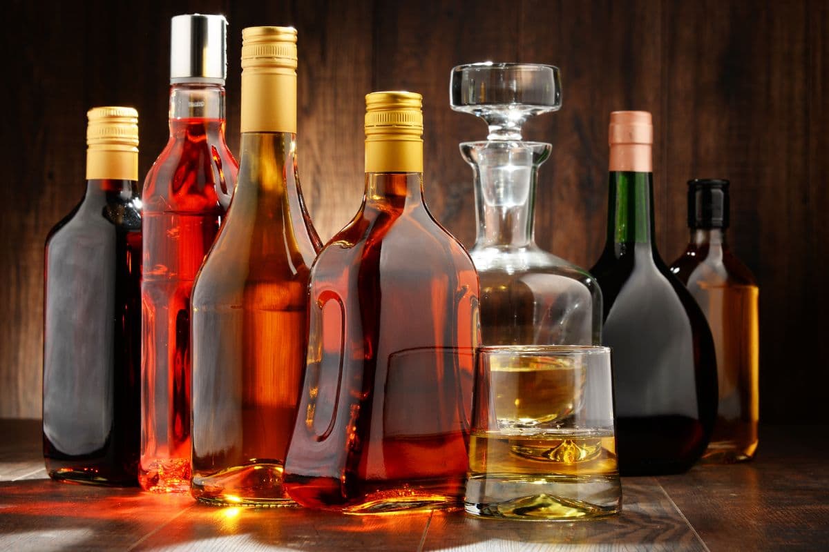 Botol minuman beralkohol