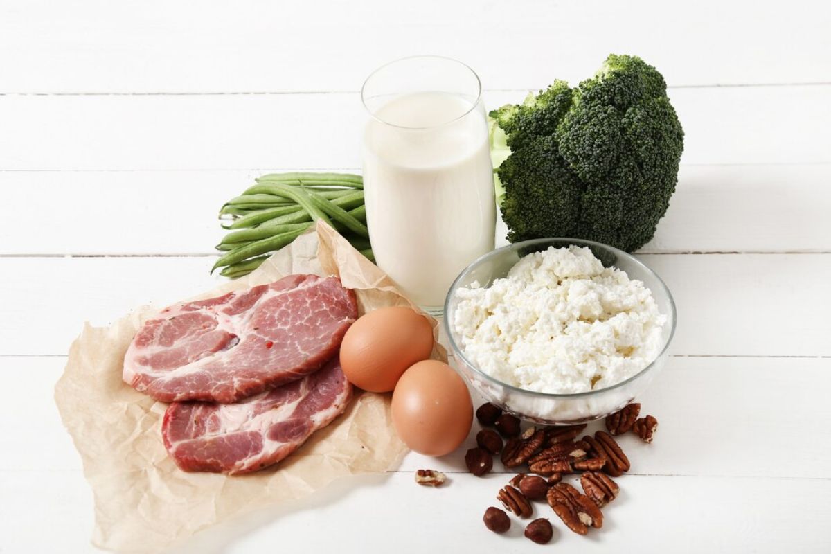 Makanan sumber protein