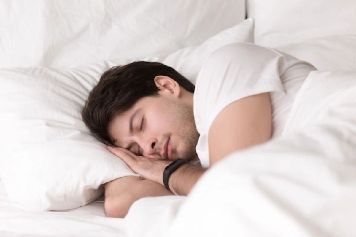 orang yang sedang tidur 